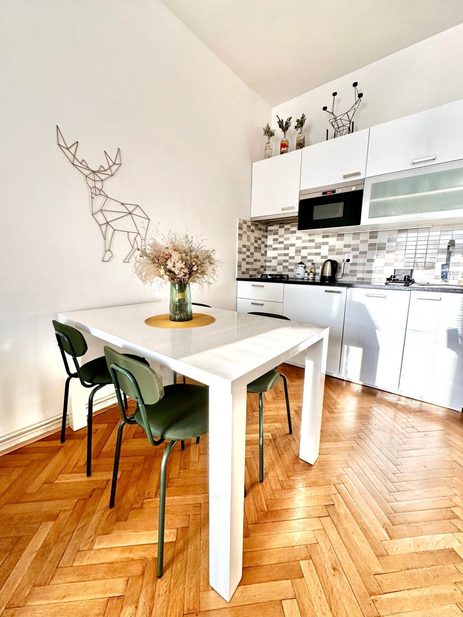 Bright And Central Suite With A Balcony Brno Zewnętrze zdjęcie